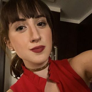 Meet your Posher, Emma